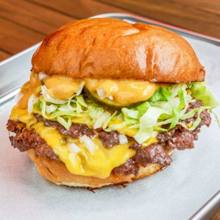 Smash burger joint en livraison et click & collect avec Lyon Eats