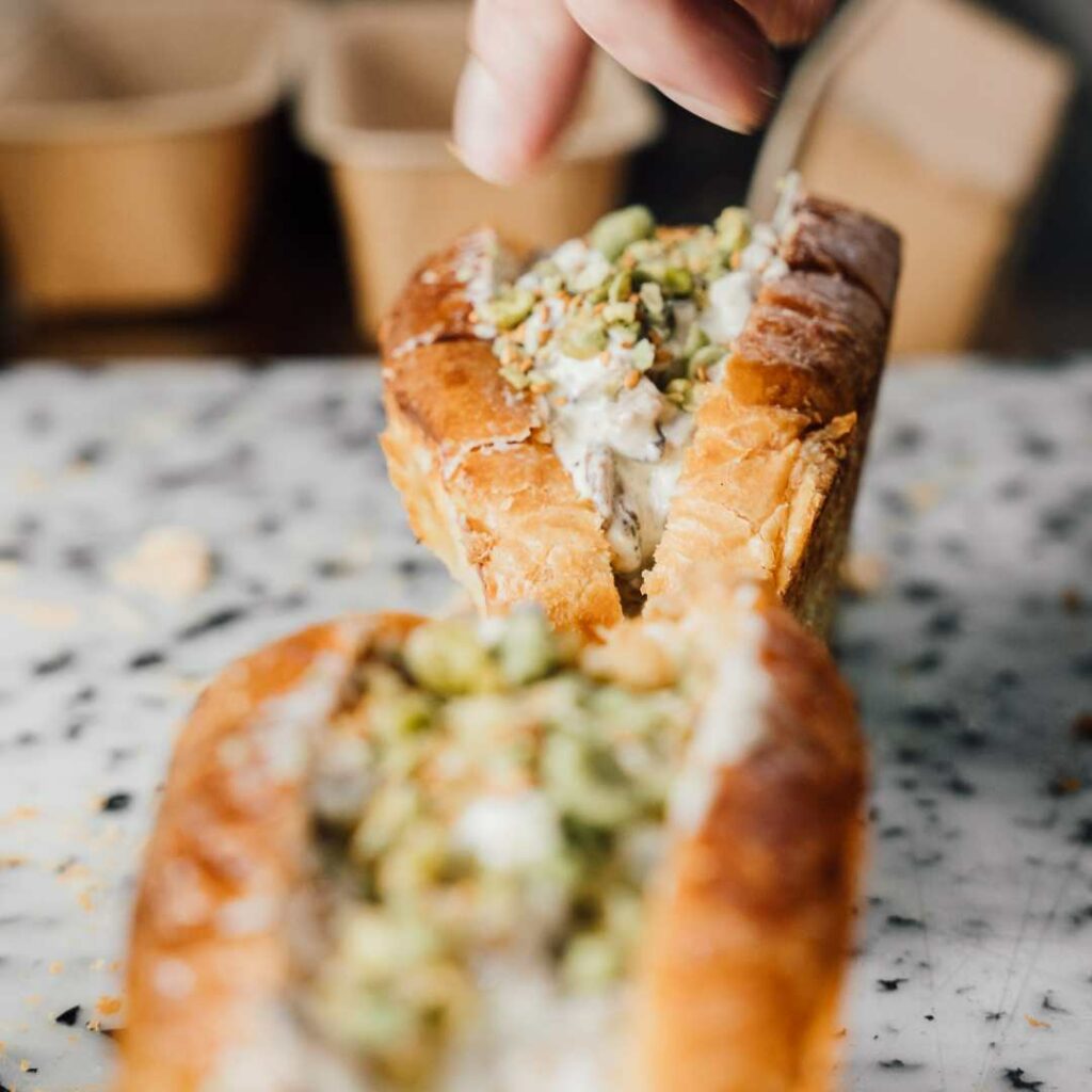 Schmok en livraison de repas à domicile et click & collect avec LYON Eats