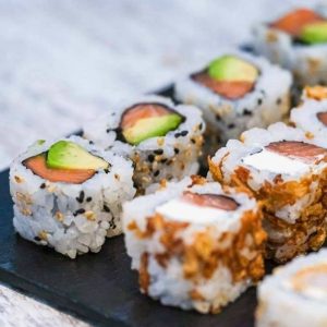 Sushi and Sushis en livraison de repas à domicile et click & collect avec LYON Eats.