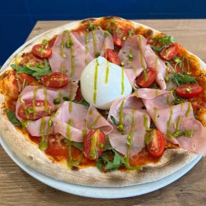 Casimir Pizza en livraison de repas à domicile et click & collect avec LYON Eats.