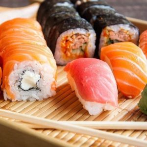 Sushi and Sushis en livraison de repas à domicile et click & collect avec LYON Eats.