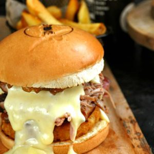 Smoké and fries en livraison de repas à domicile et click & collect avec LYON Eats