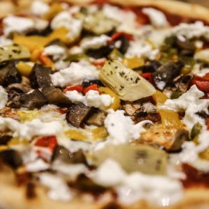 Casimir Pizza en livraison de repas à domicile et click & collect avec LYON Eats.