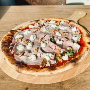 Casimir Pizza en livraison de repas à domicile et click & collect avec LYON Eats.